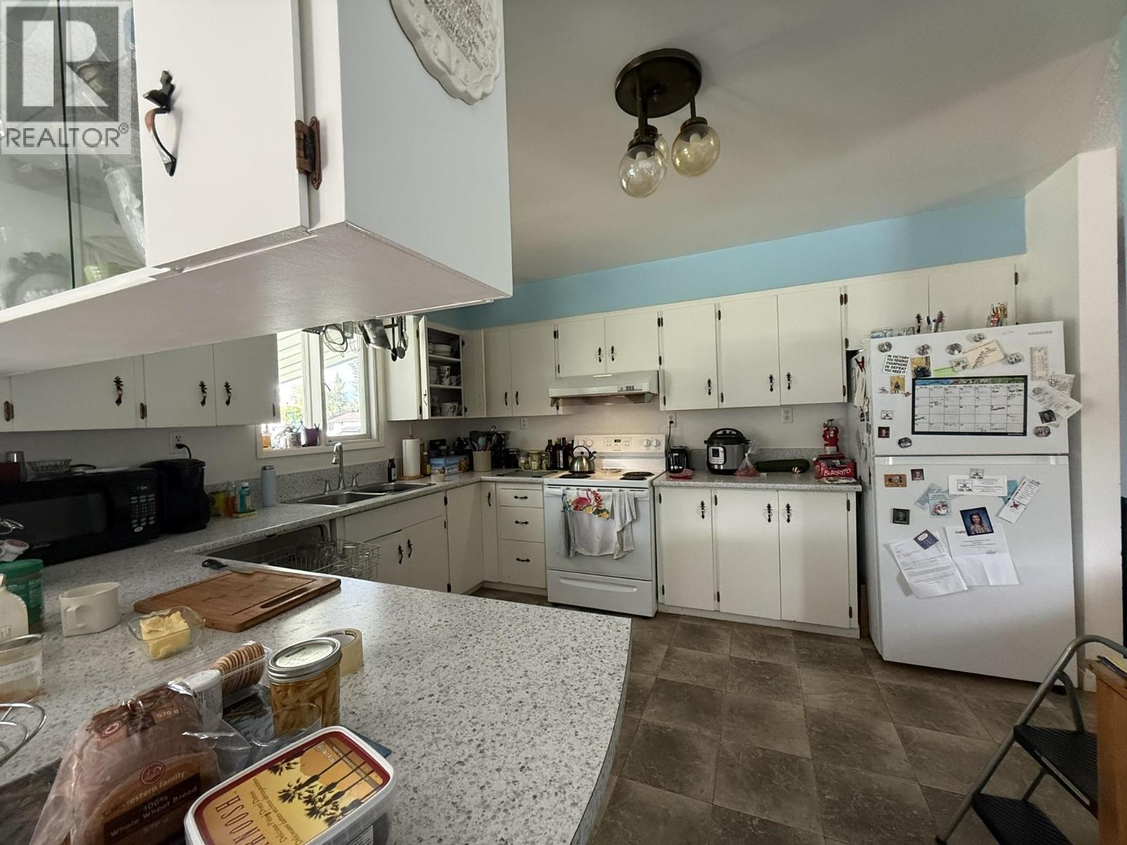 817 ROLPH STREET, Quesnel