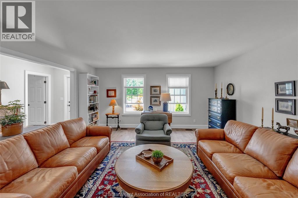3894 ST CLAIR PARKWAY - 11
