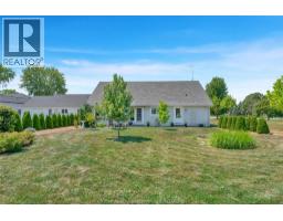 3894 St Clair Parkway, Port Lambton, ON N0P2B0 Photo 47