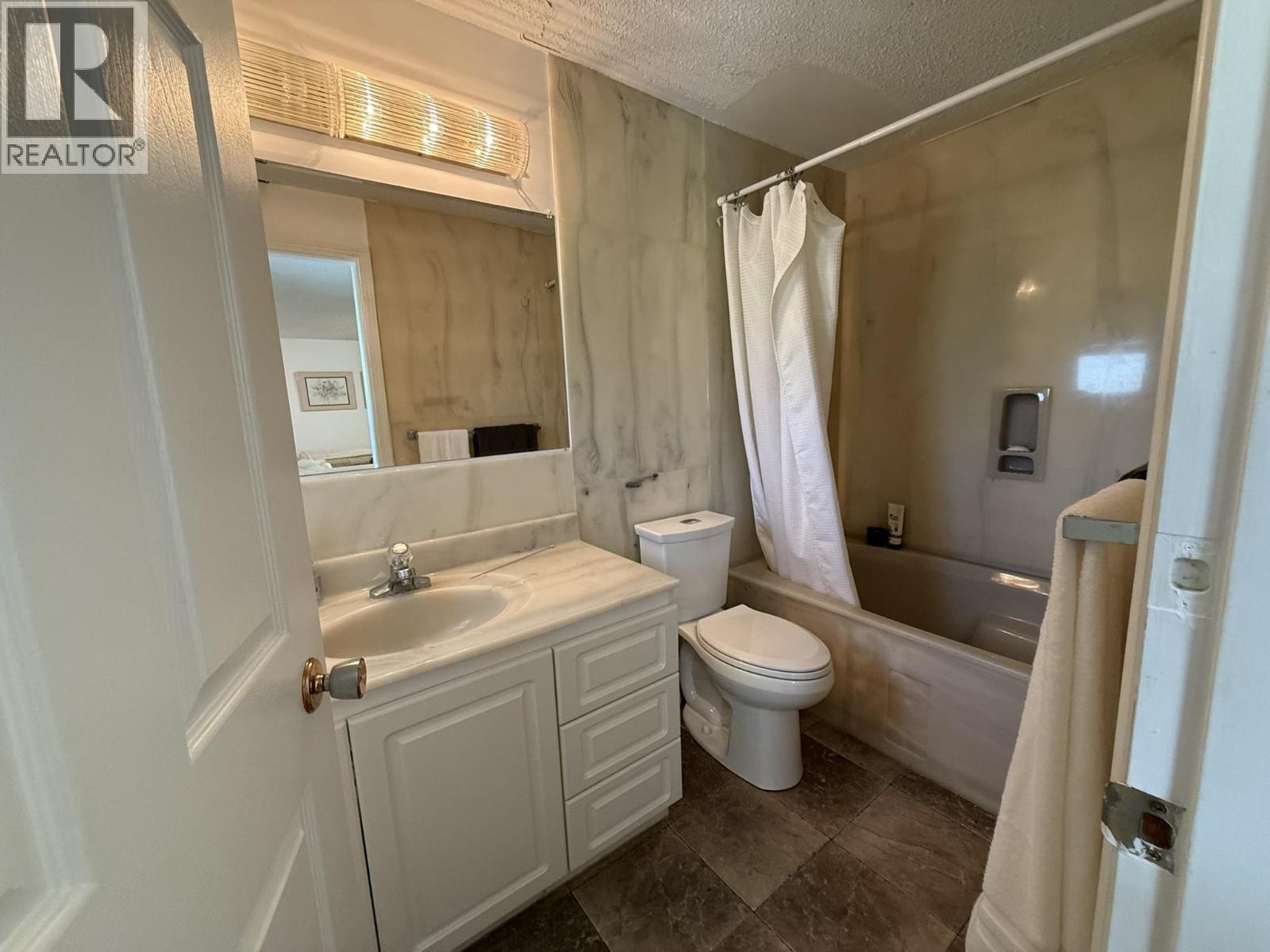 817 ROLPH STREET - 17