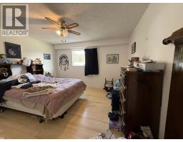 817 Rolph Street, Quesnel, BC V2J4X2 Photo 23
