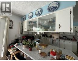 817 Rolph Street, Quesnel, BC V2J4X2 Photo 12