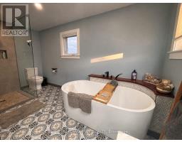 16 Loree Drive, Adjala Tosorontio, ON L0M1J0 Photo 19