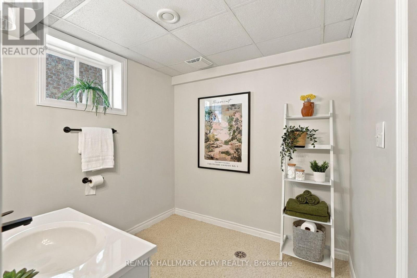 3 MAW COURT - Image 35