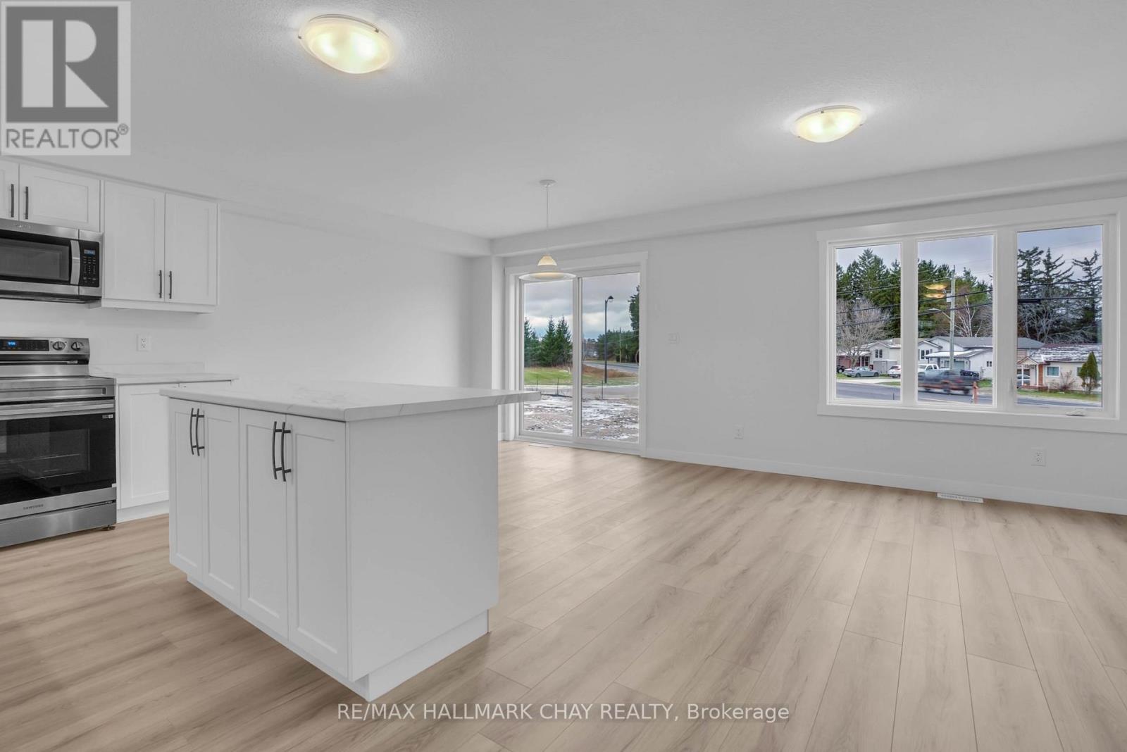 38 STRATH CRESCENT, Springwater (Elmvale) — photo 9