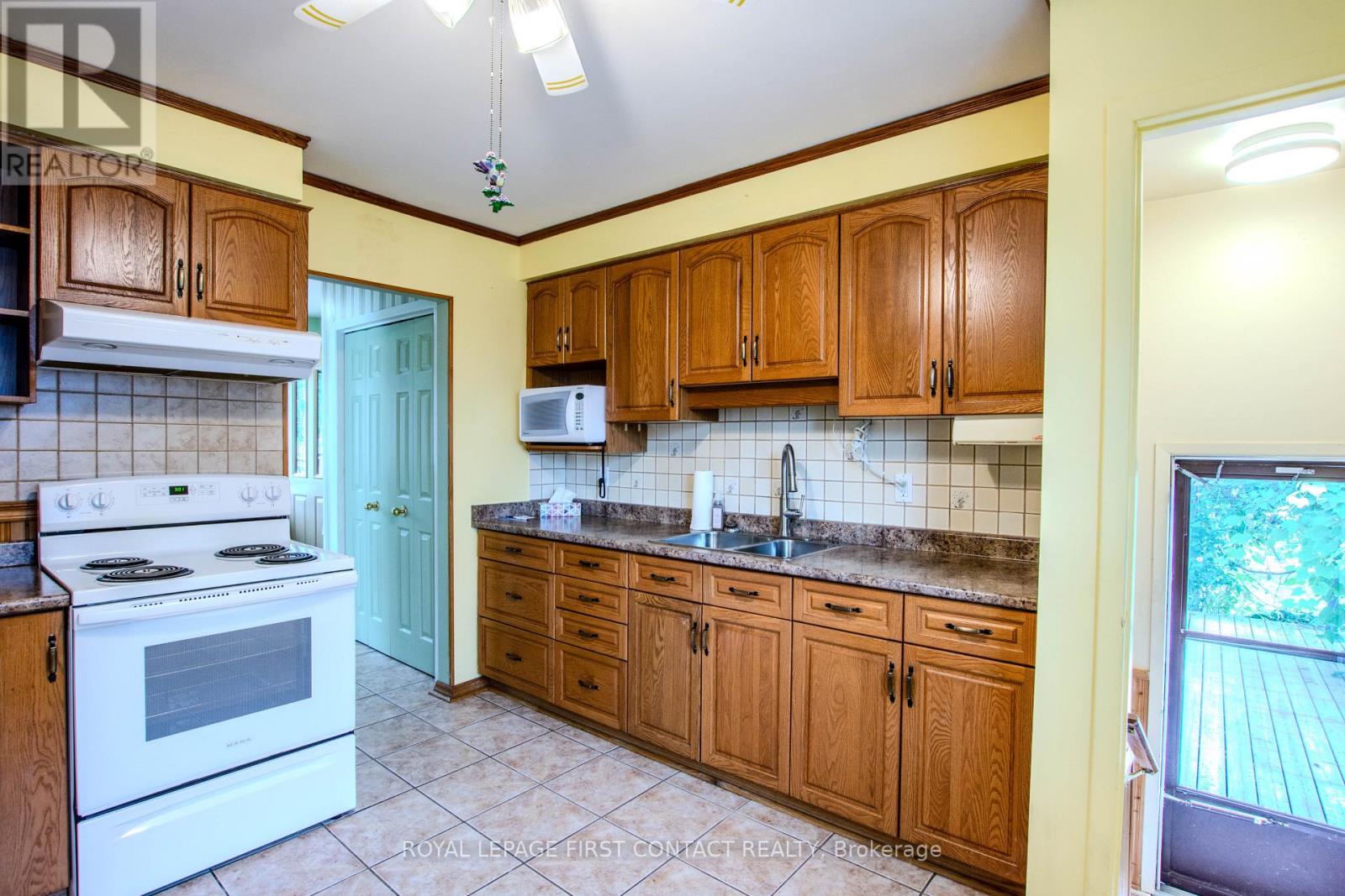 12 DAPHNE CRESCENT - Image 10