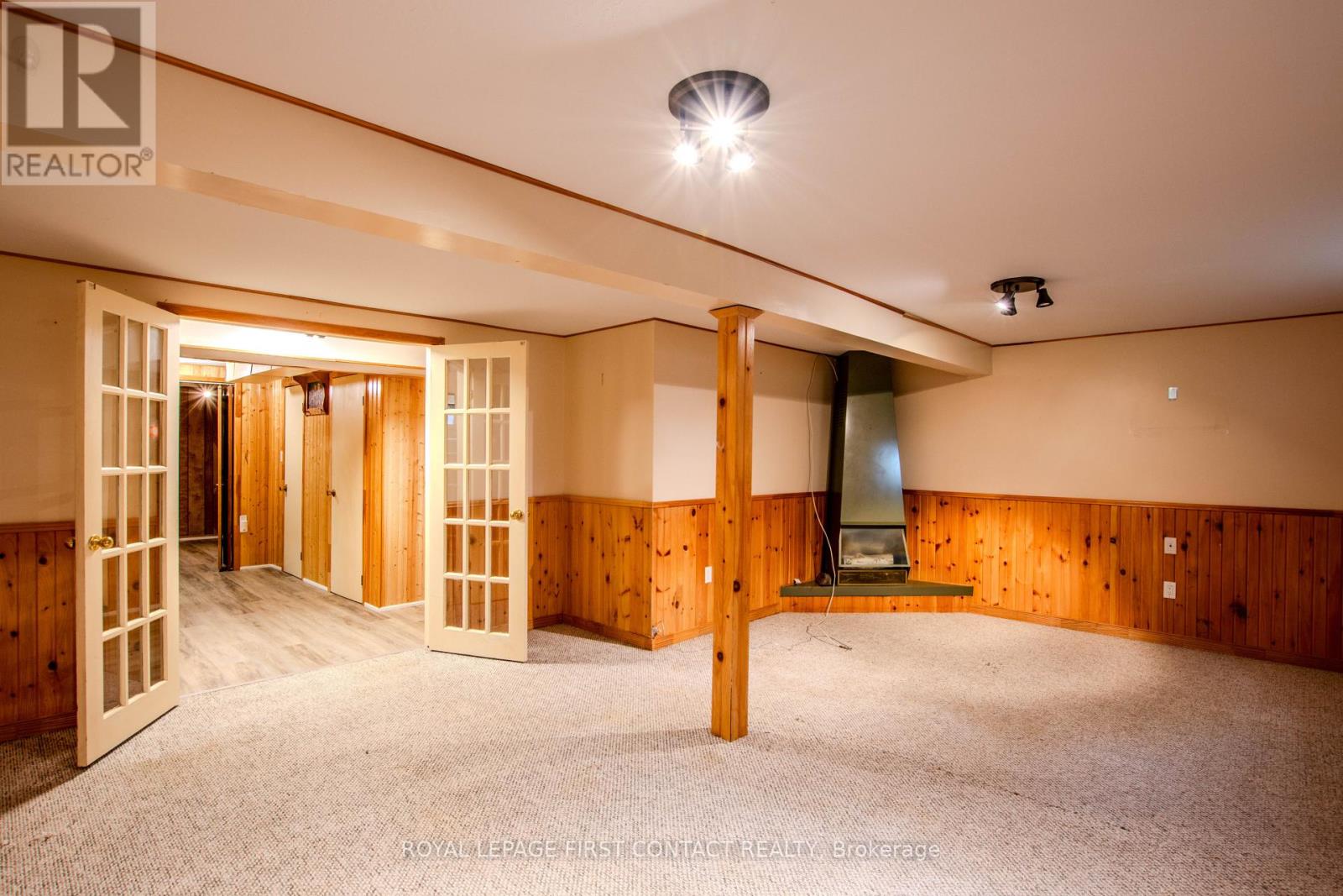 12 DAPHNE CRESCENT - Image 19