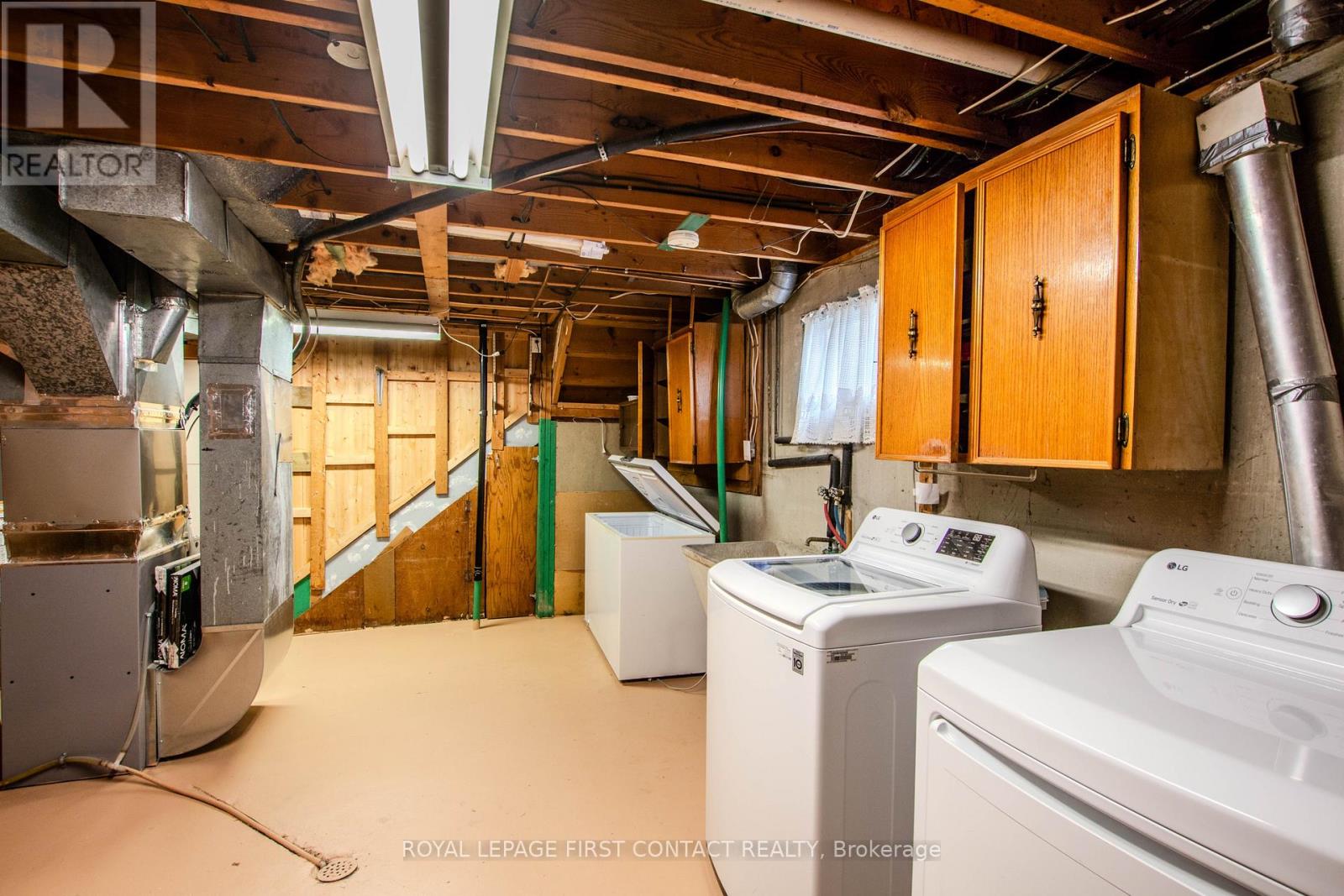 12 DAPHNE CRESCENT - Image 27