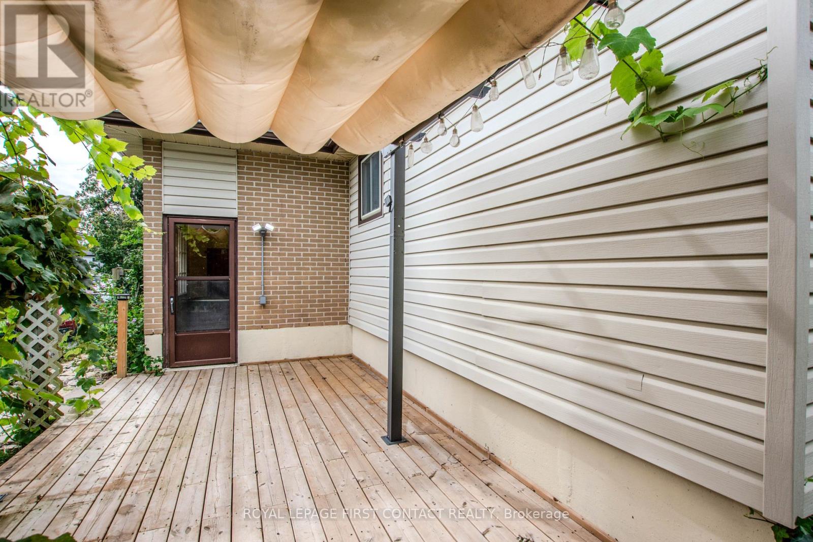 12 DAPHNE CRESCENT - Image 34