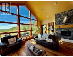 Family room - 14154 Smith Road, Fort St  John, BC V1J8E1 Photo 8