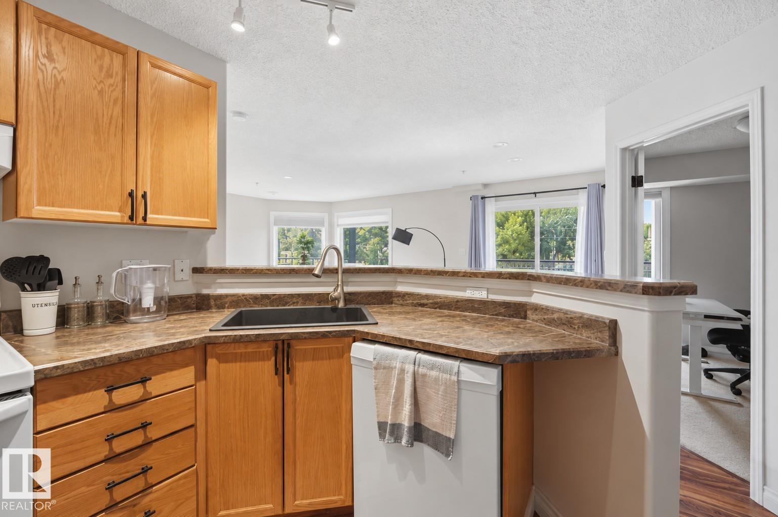 #208 7905 96 St NW, Ritchie — photo 13 of 30