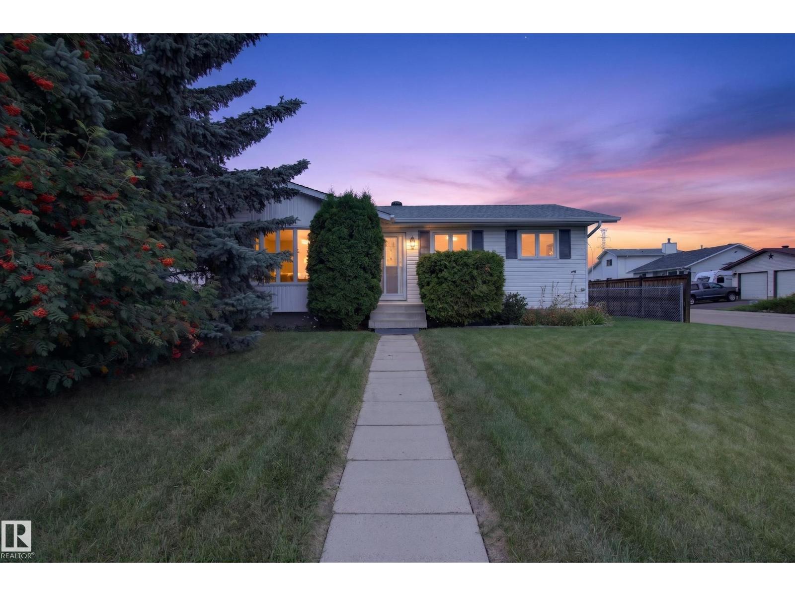 14546 19 ST NW - 1