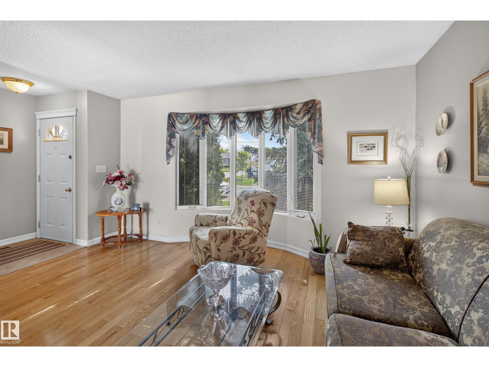 14546 19 ST NW - 10