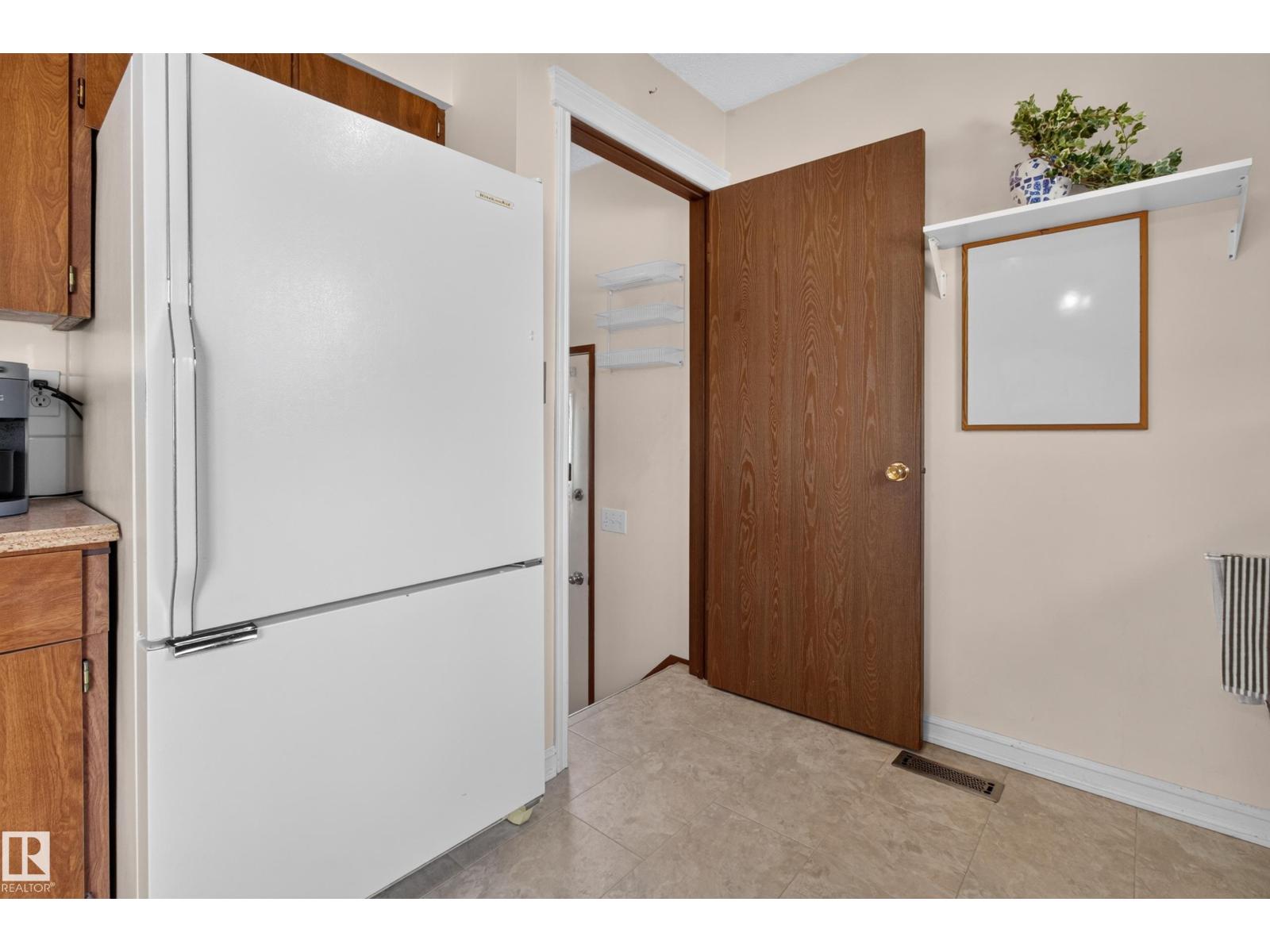 14546 19 ST NW - 21
