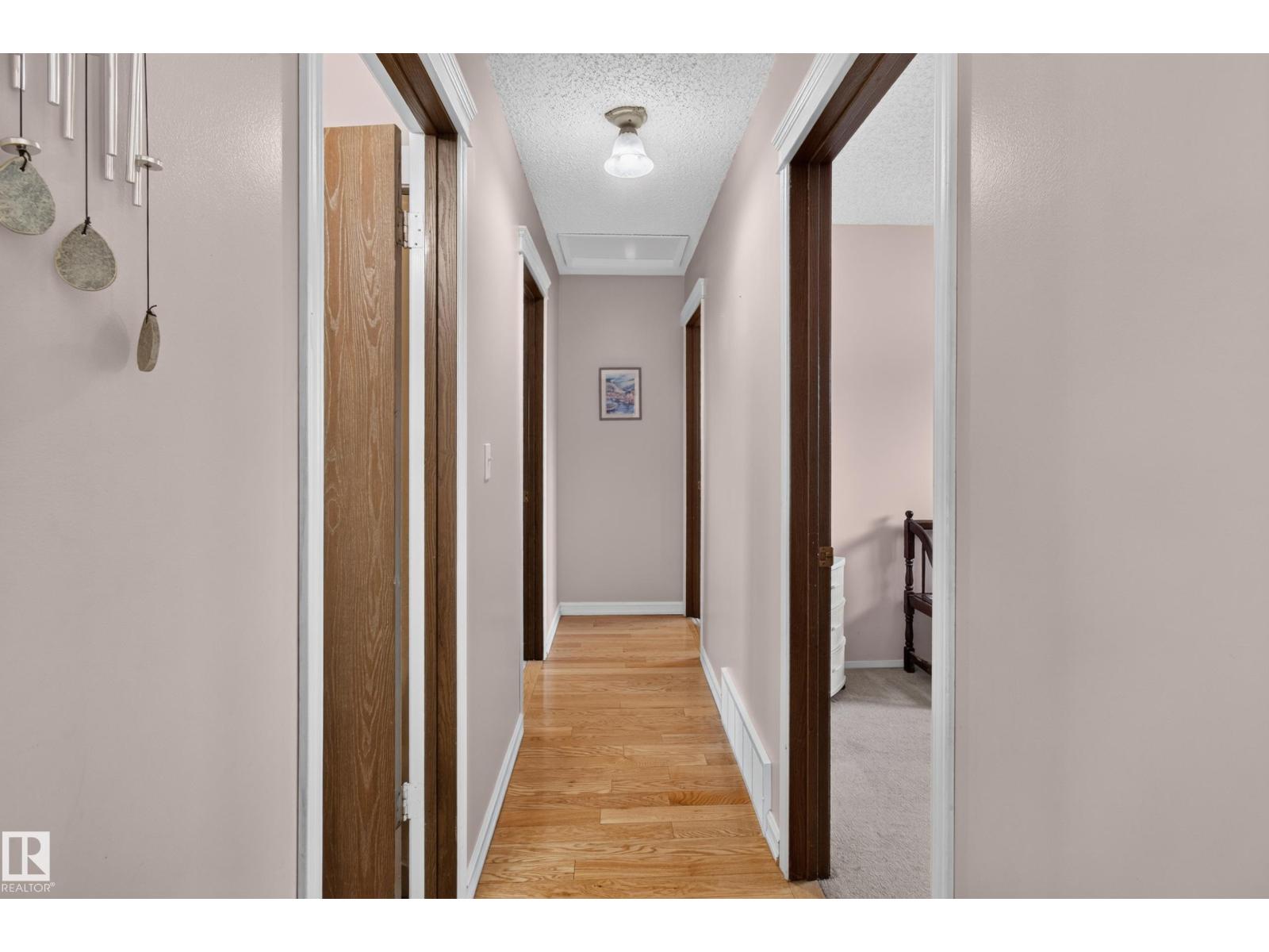 14546 19 ST NW - 22