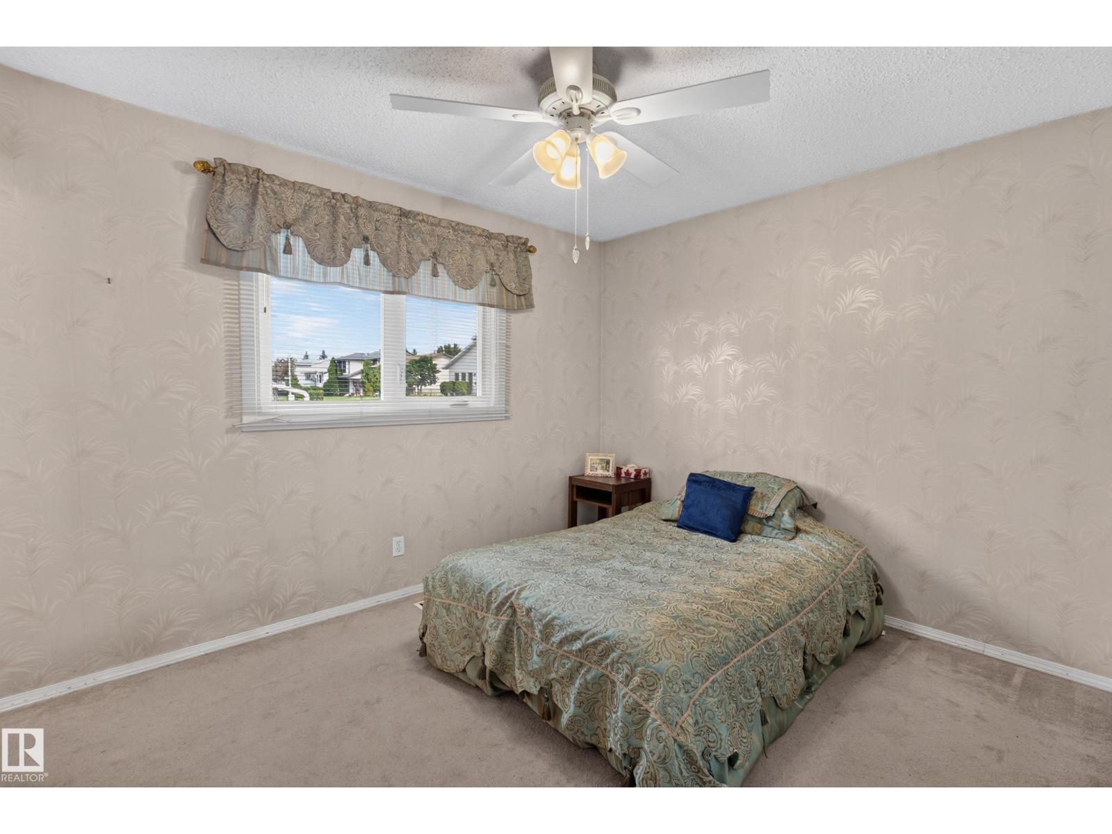 14546 19 ST NW - 23