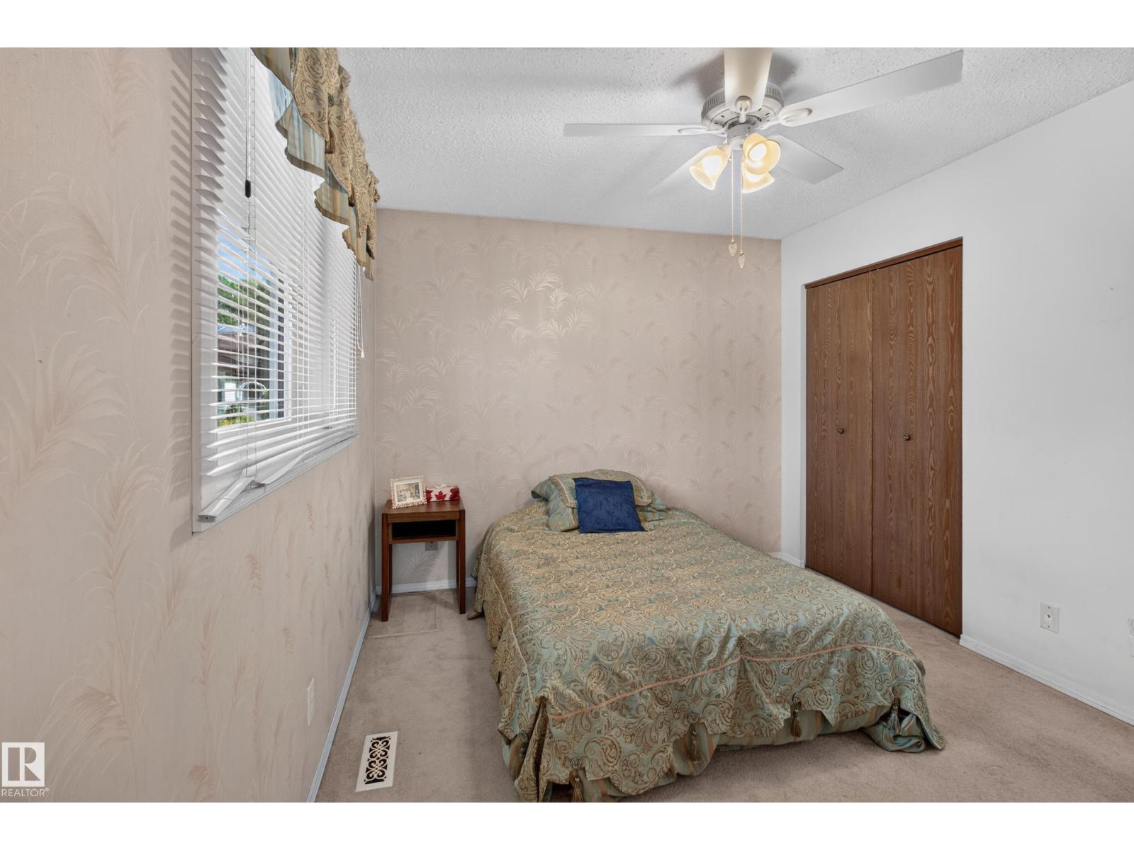 14546 19 ST NW - 24