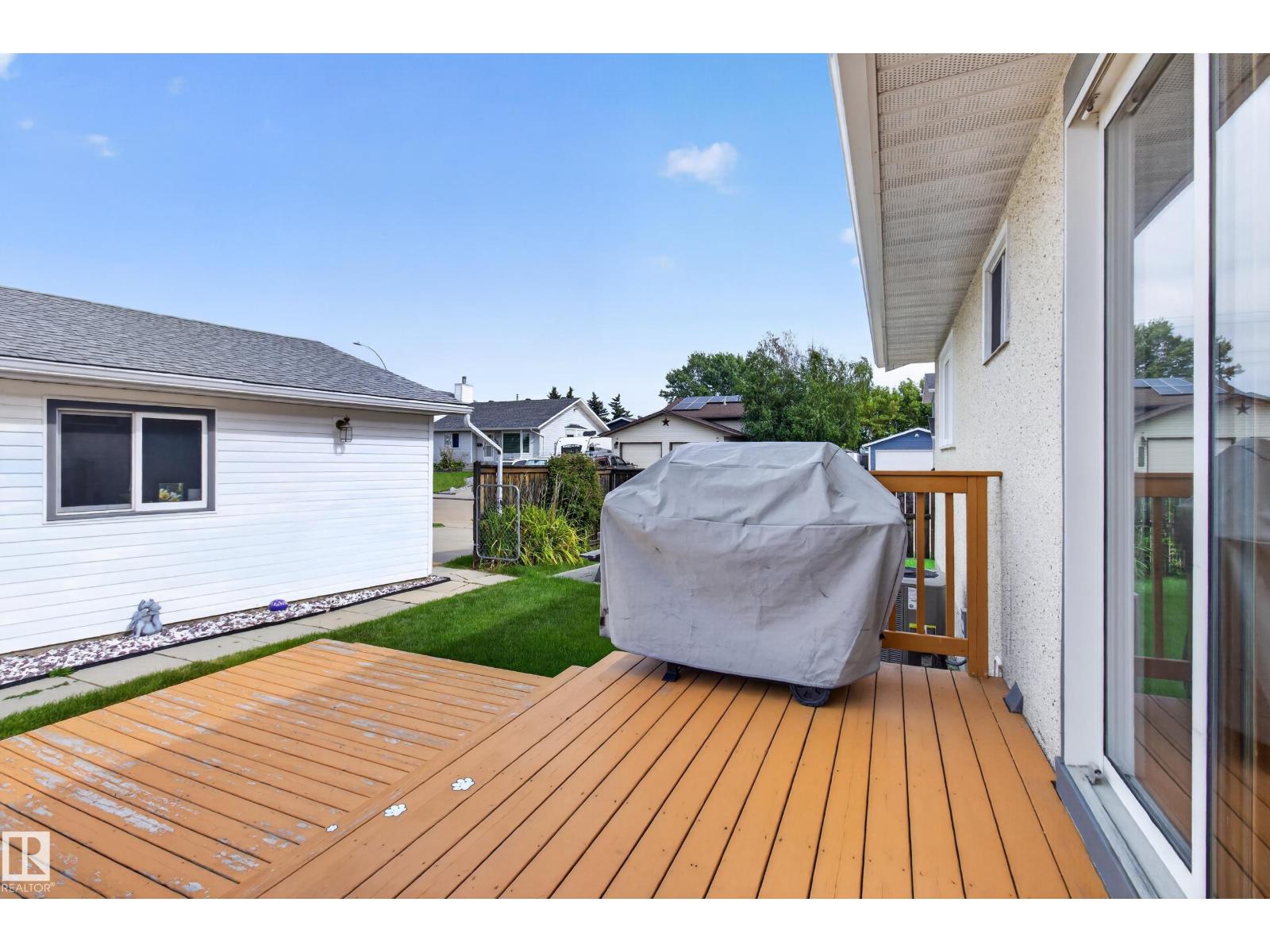 14546 19 ST NW - 47