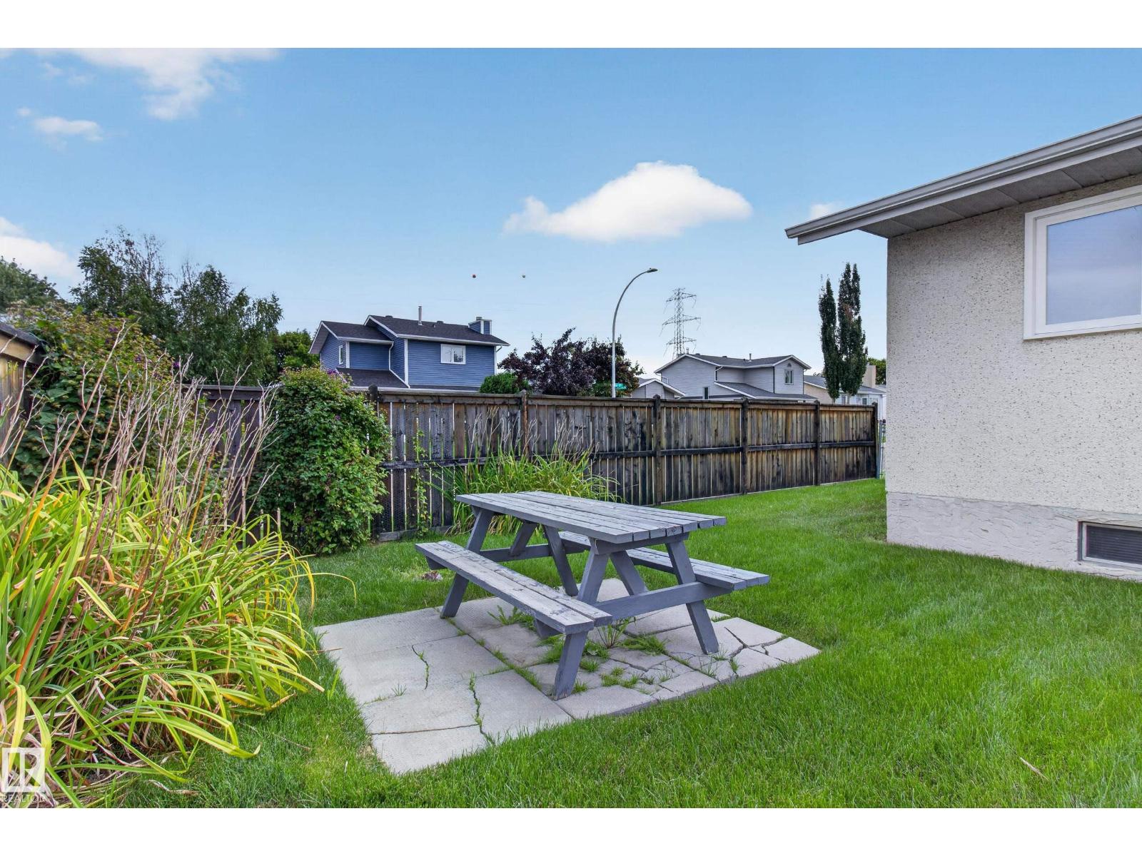 14546 19 ST NW - 58