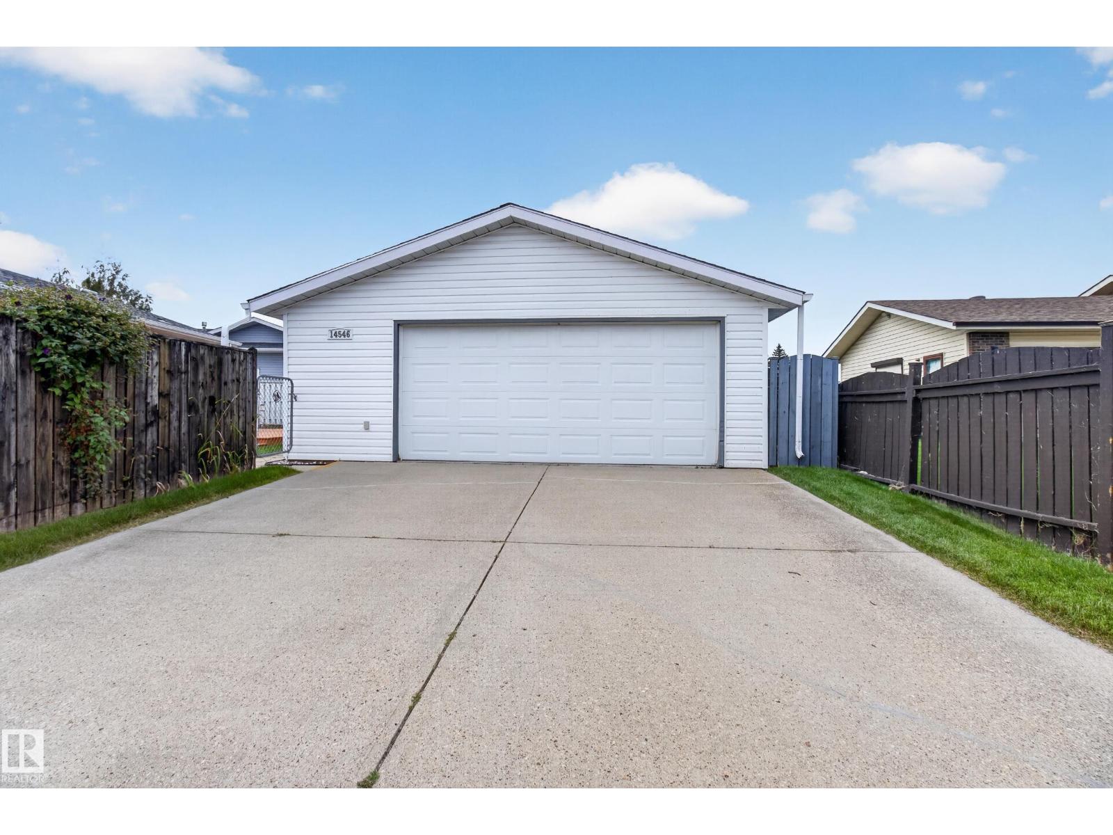 14546 19 ST NW - 63