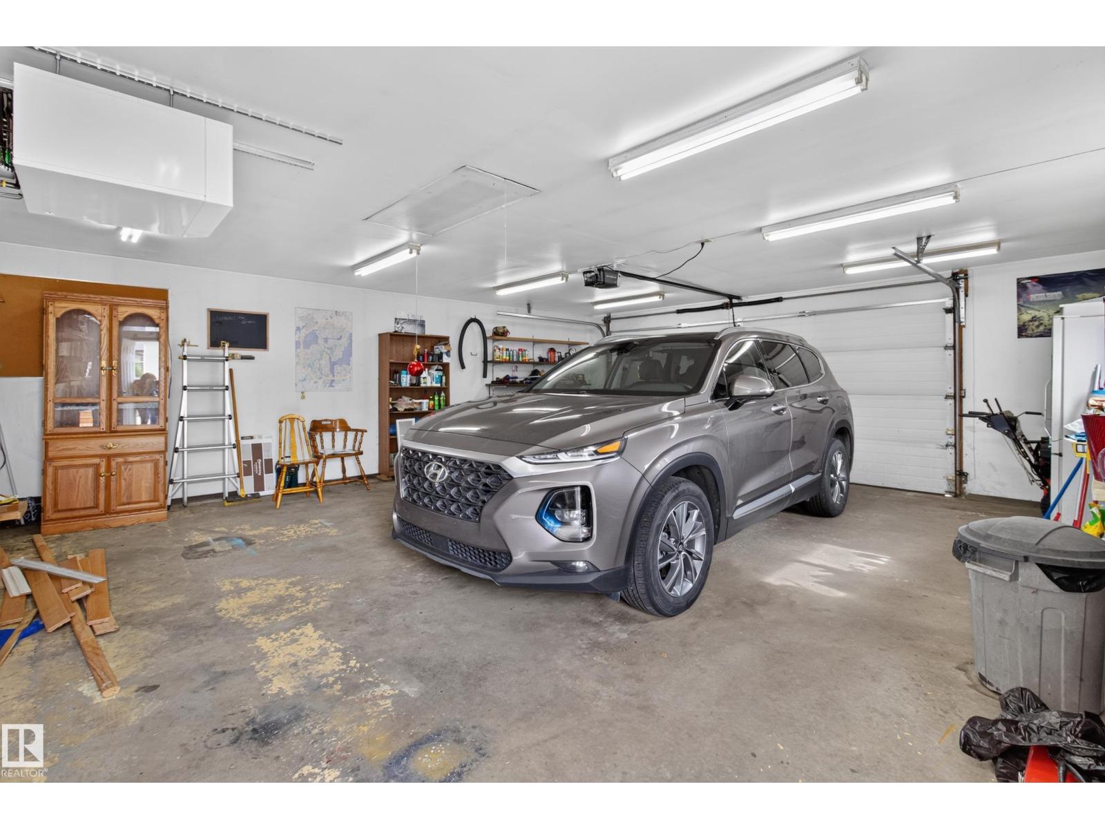 14546 19 ST NW - 64