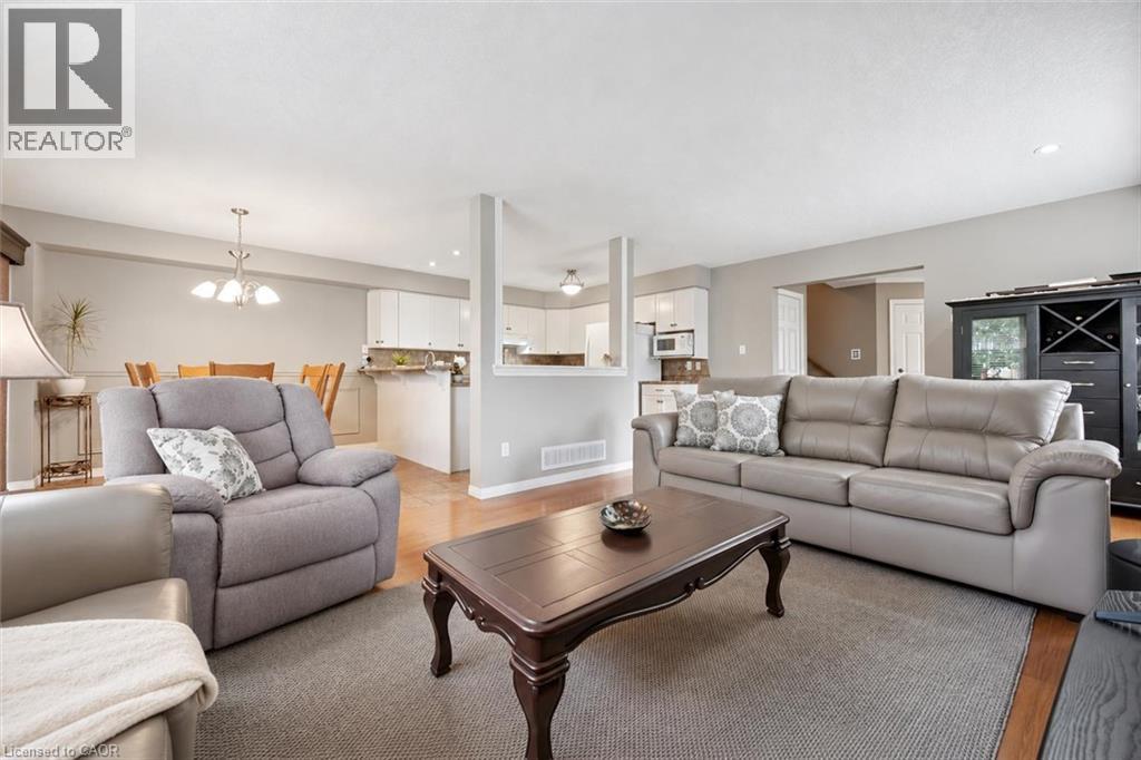 4 HUNT Street, Guelph — photo 5