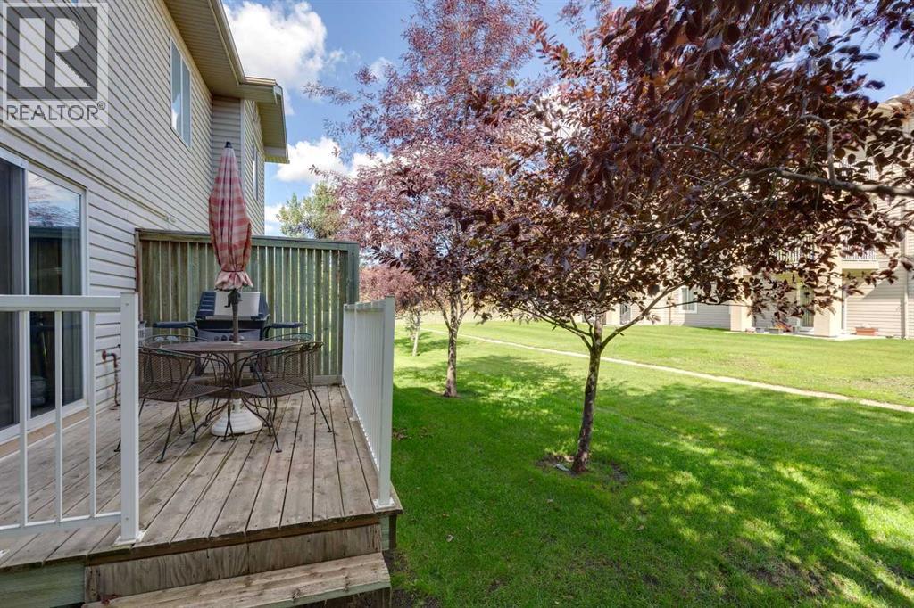 118 Citadel Meadow Gardens NW - 33
