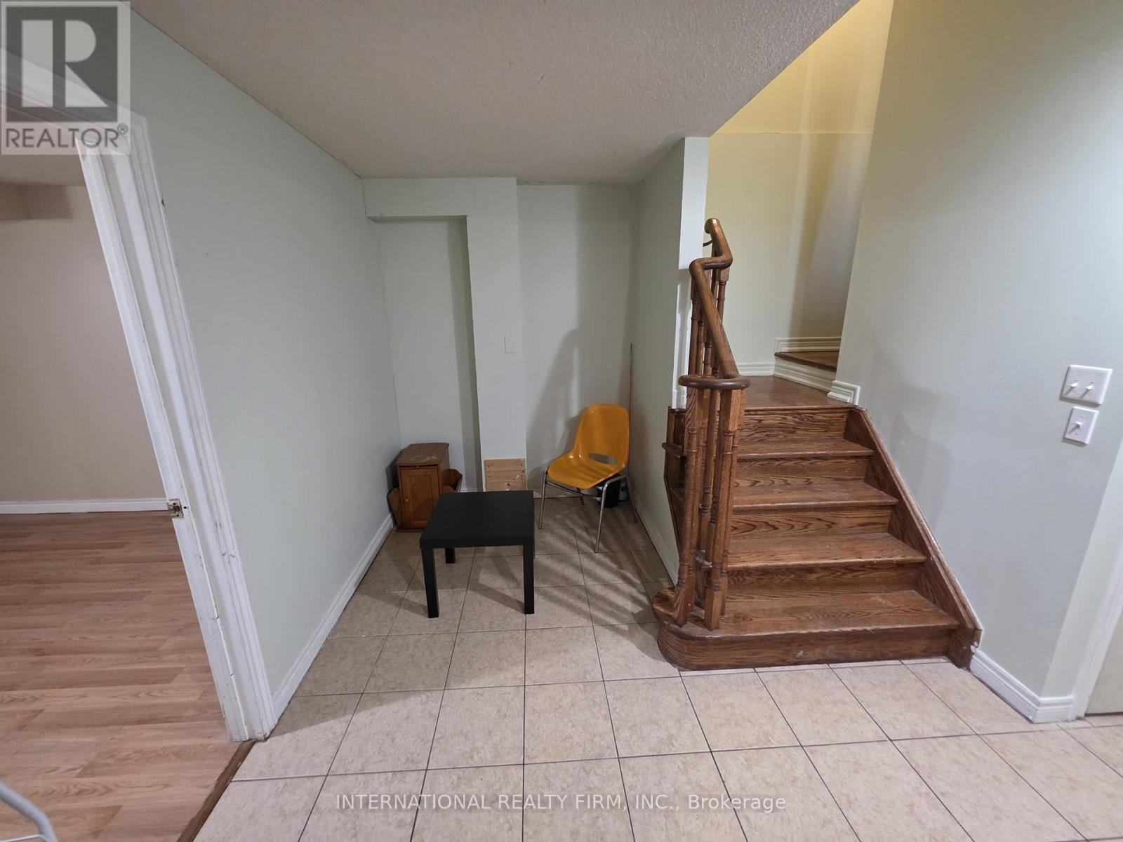 66 LEITCH AVENUE - 16