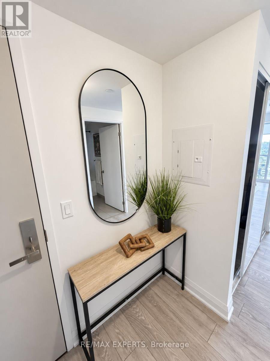 #1902 30 GIBBS ROAD - 17