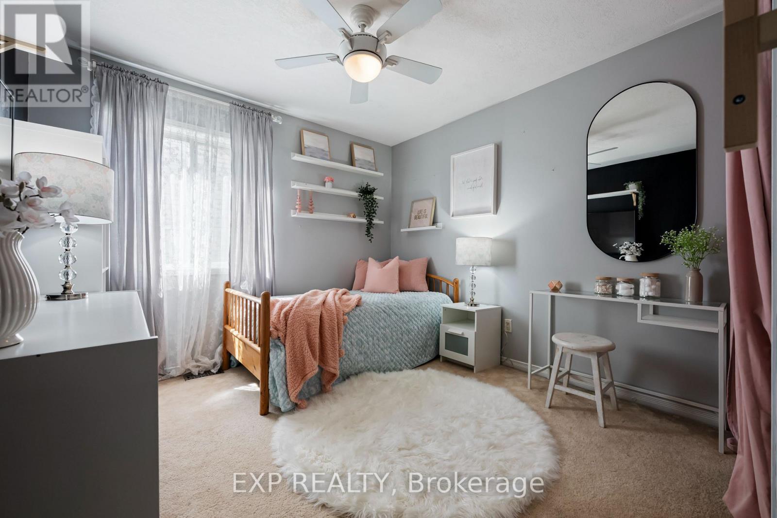 59 SHERWOOD STREET - Image 35