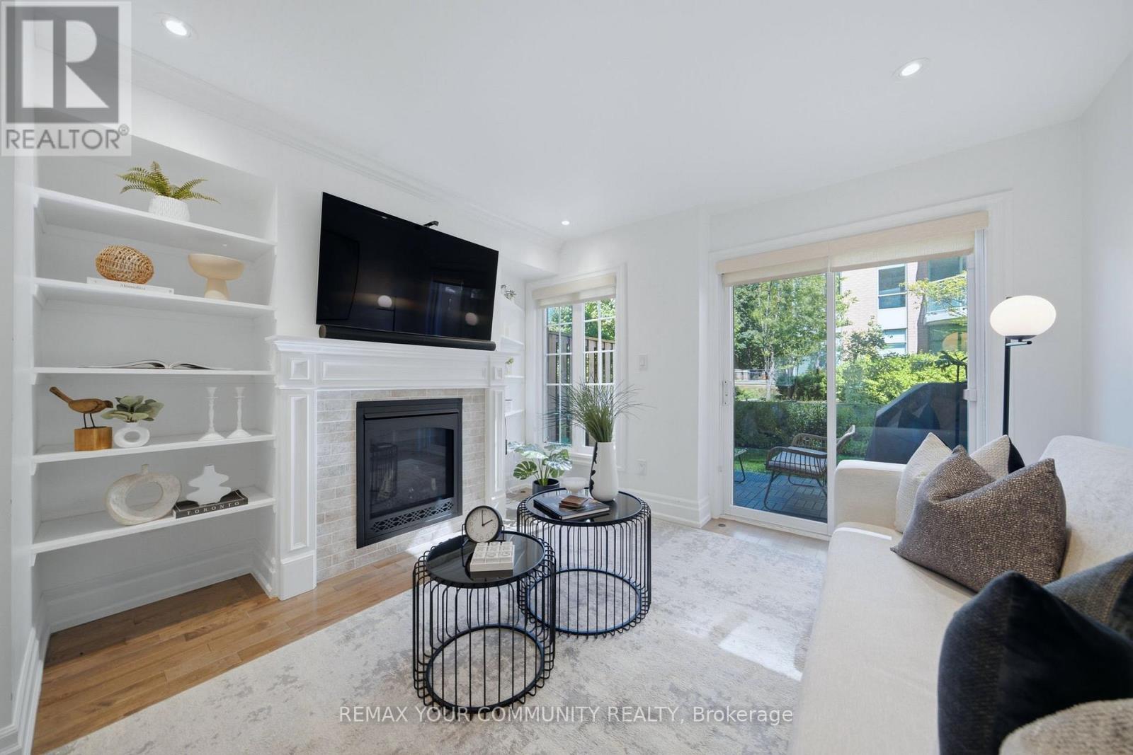 #3 180 MANITOBA STREET - 10