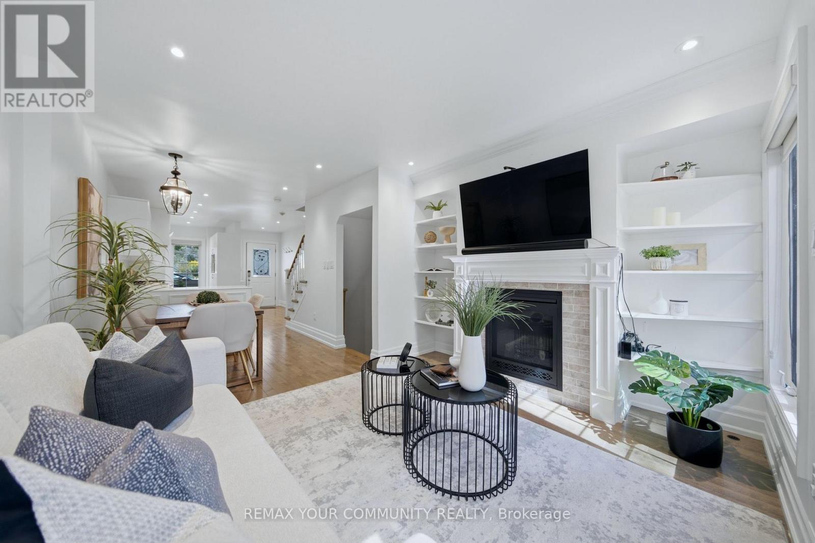 #3 180 MANITOBA STREET - 12