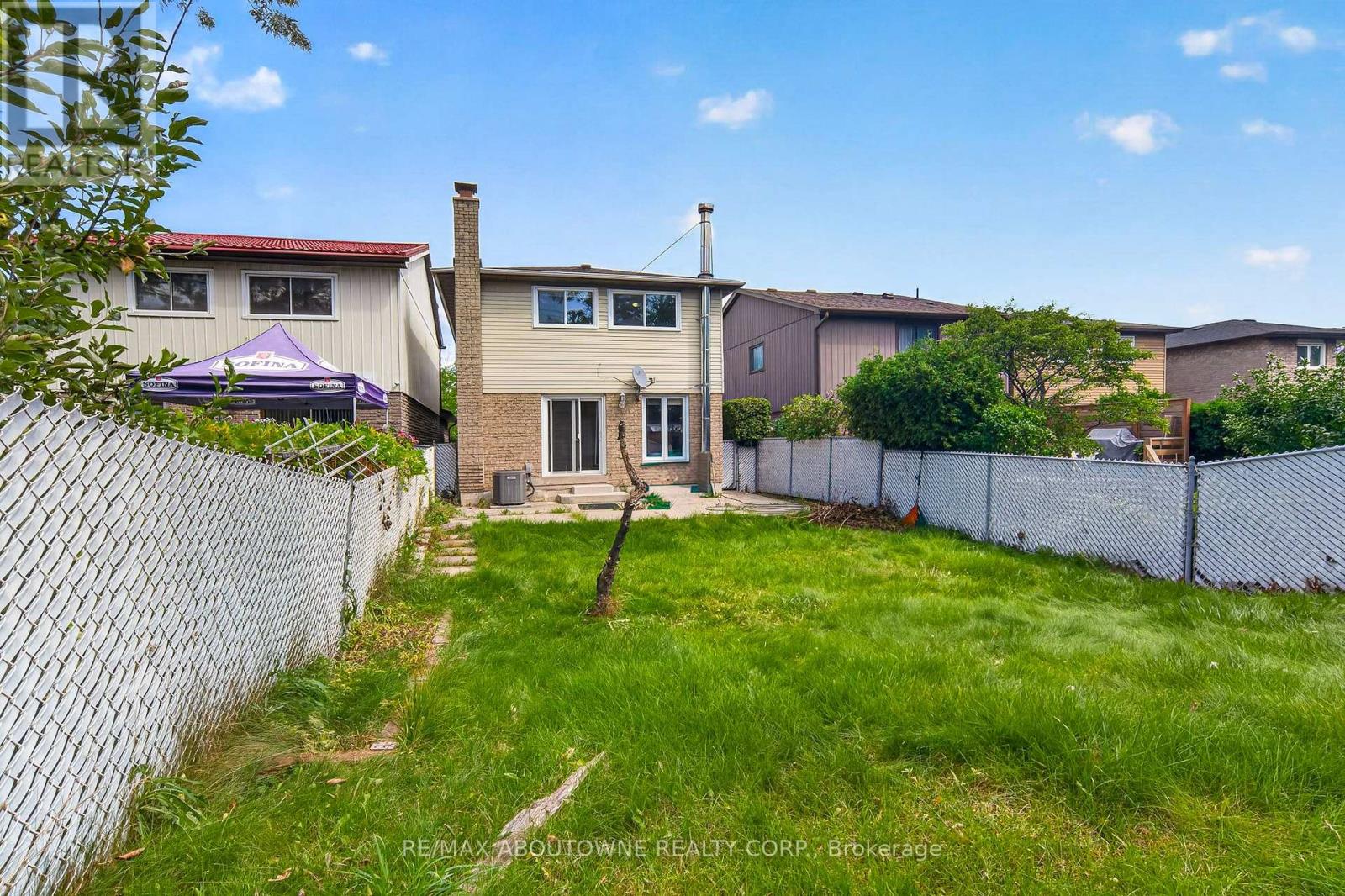 668 GREYCEDAR CRESCENT - Image 30