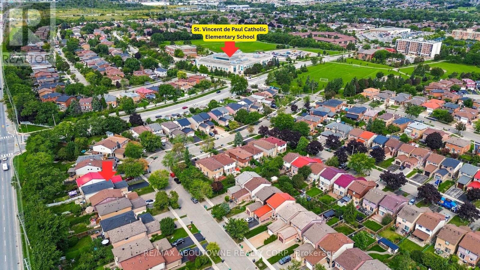 668 GREYCEDAR CRESCENT - 32
