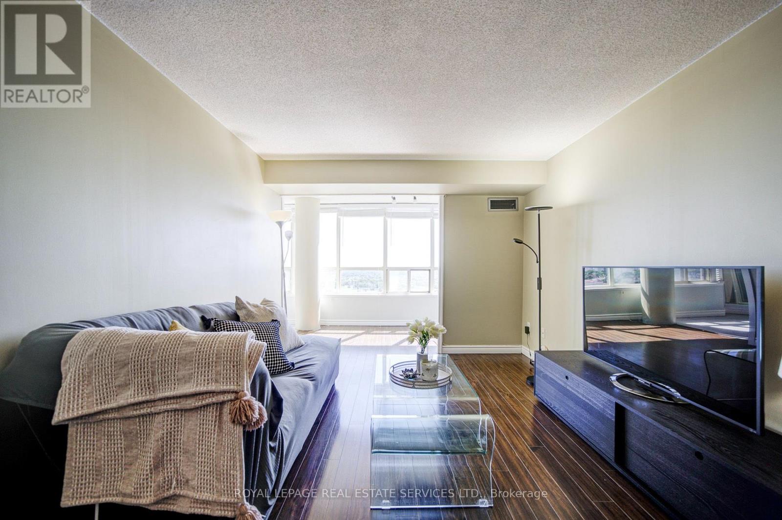 #2010 400 WEBB DRIVE - 18