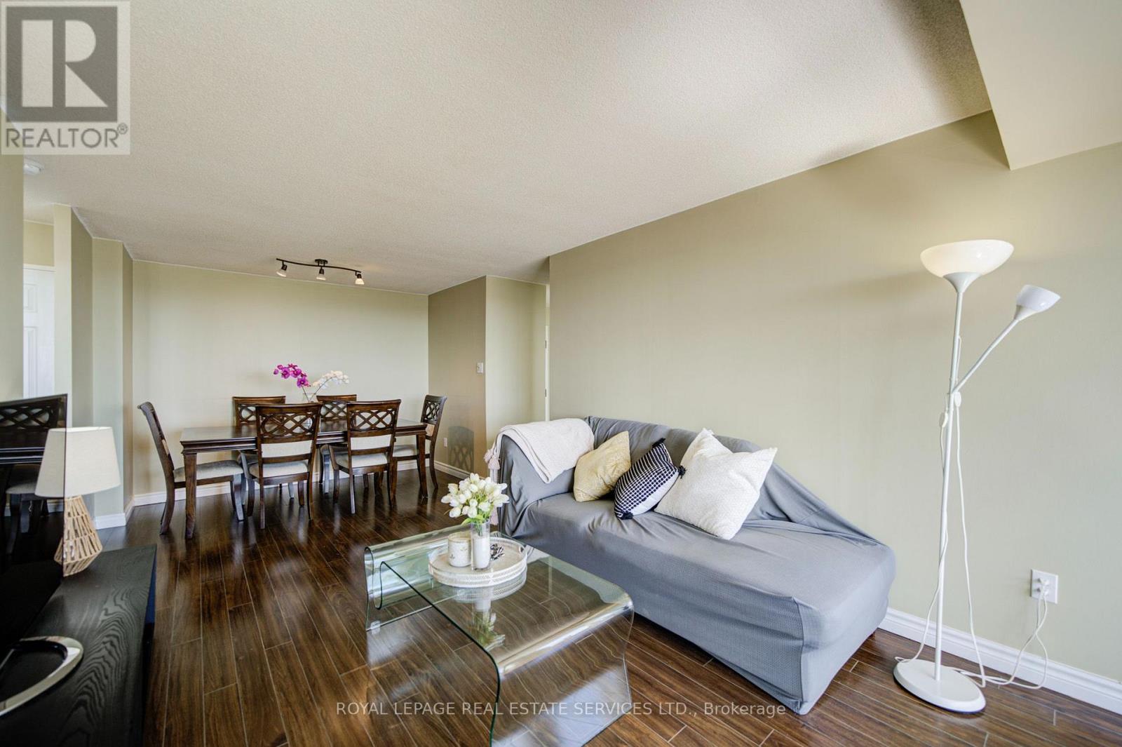 #2010 400 WEBB DRIVE - 21