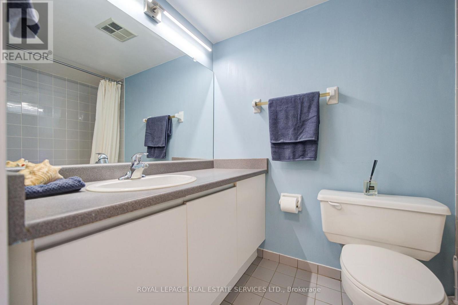 #2010 400 WEBB DRIVE - 32