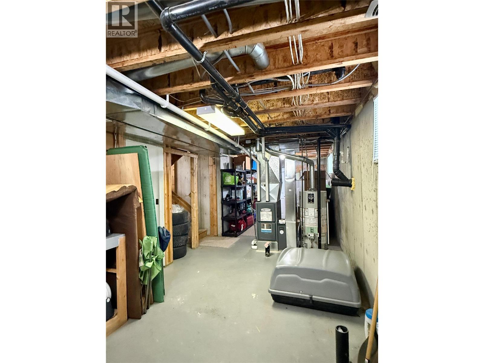 323 Green Street - 30