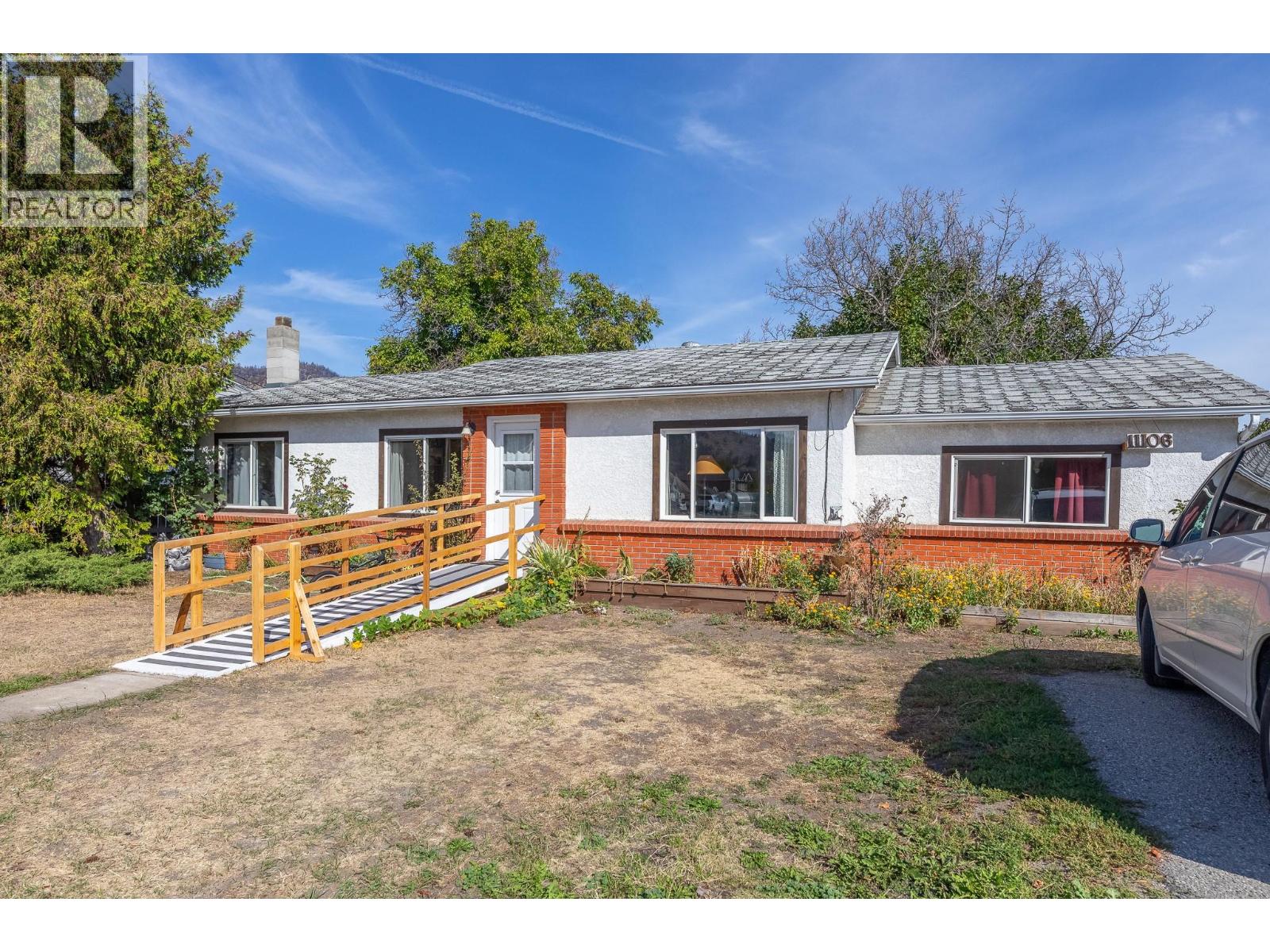 11106 PRAIRIE VALLEY Road - Image 3