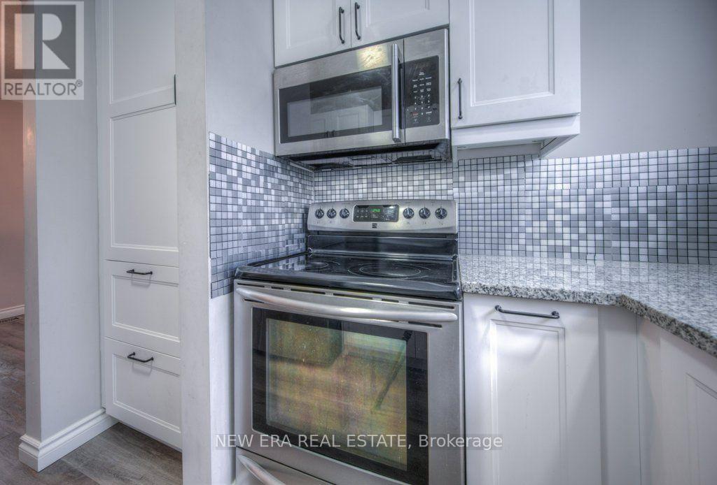 #15 149 ST CATHARINE STREET - 17