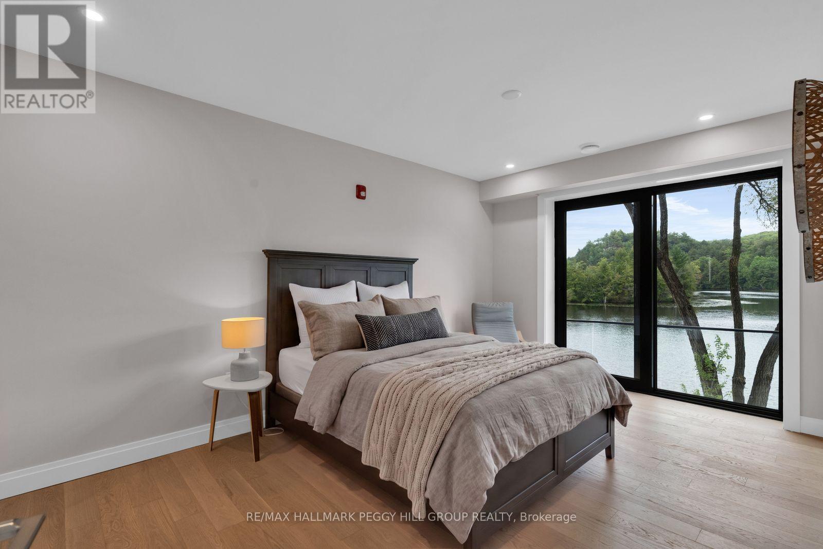 #103 32 BRUNEL ROAD - 5