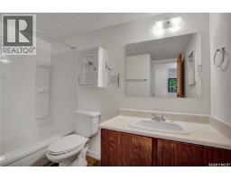 202 403 Tait Court, Saskatoon, SK S7H5L3 Photo 12