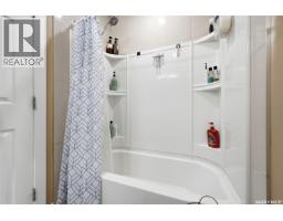 8902 Herman Crescent, Regina, SK S4Y0C1 Photo 28