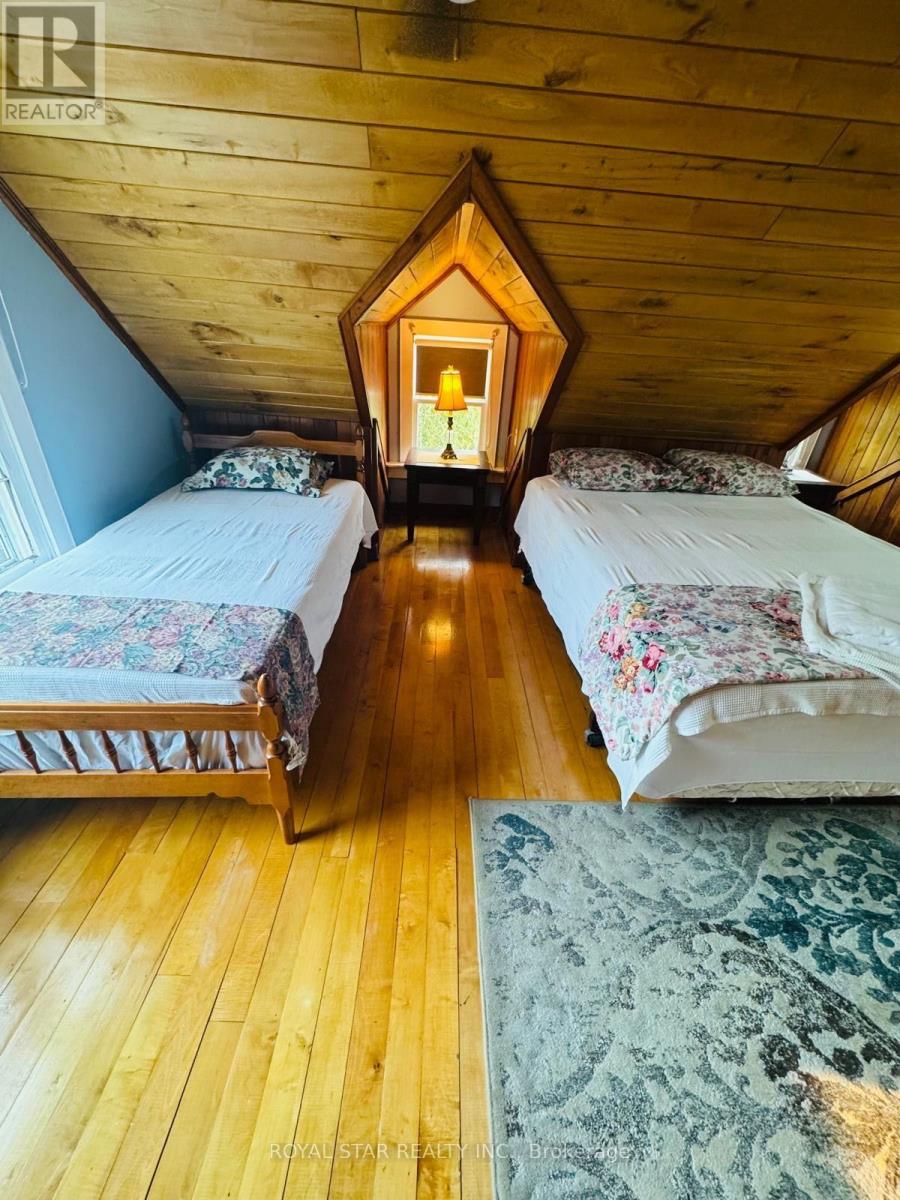 1726 TOWNLINE ROAD - 18