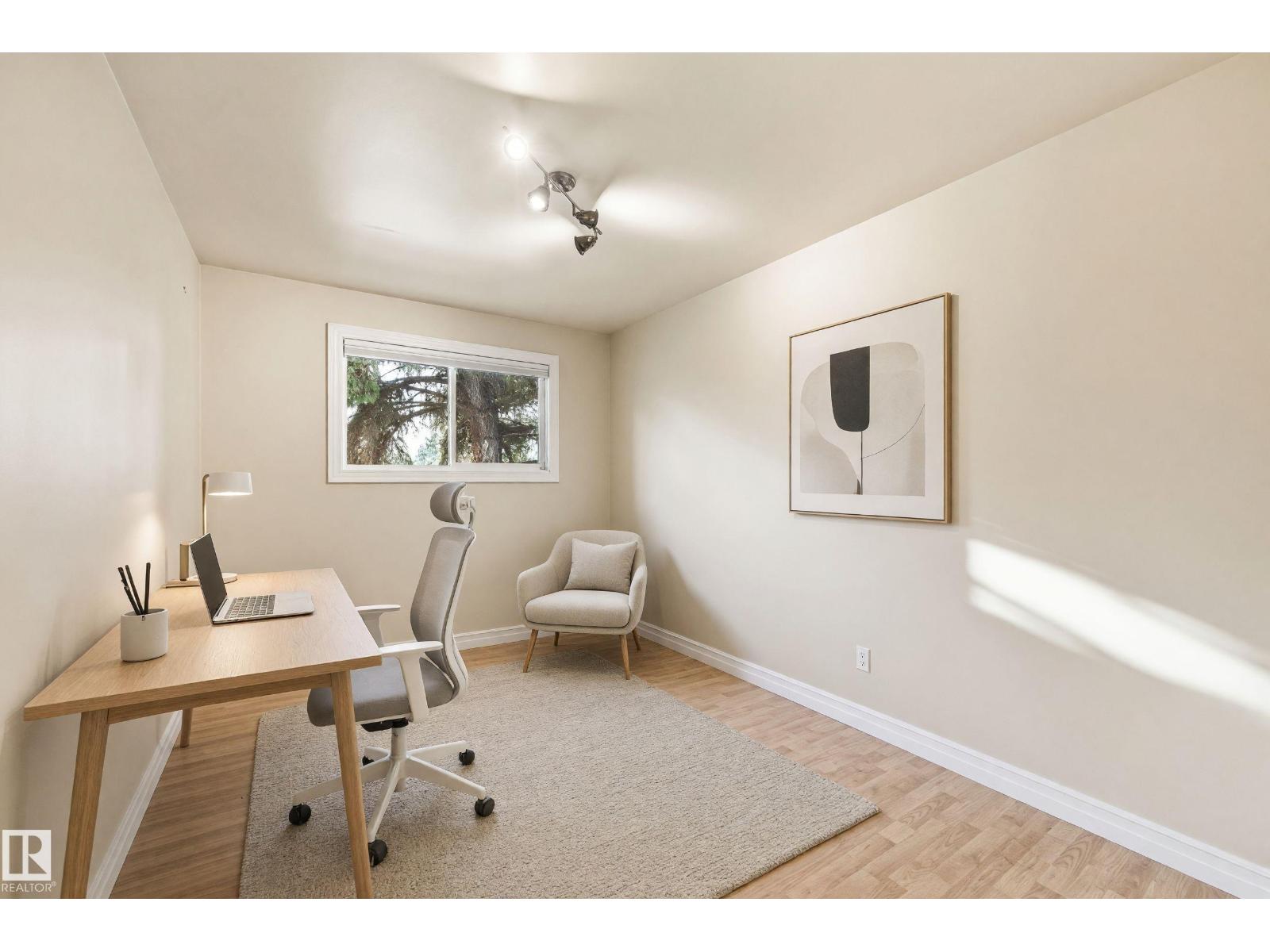 3523 106 ST NW - 17