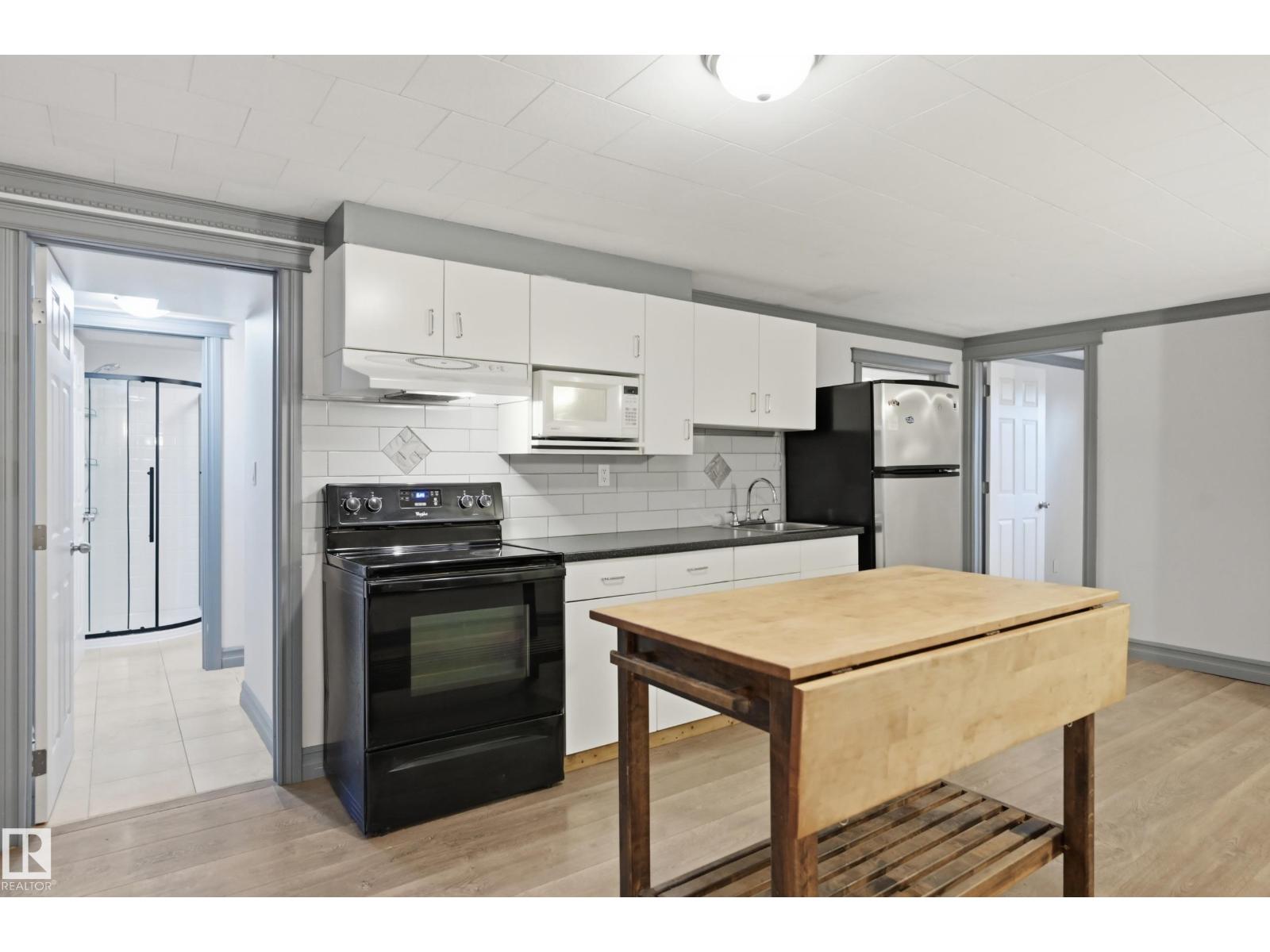 3523 106 ST NW - 29