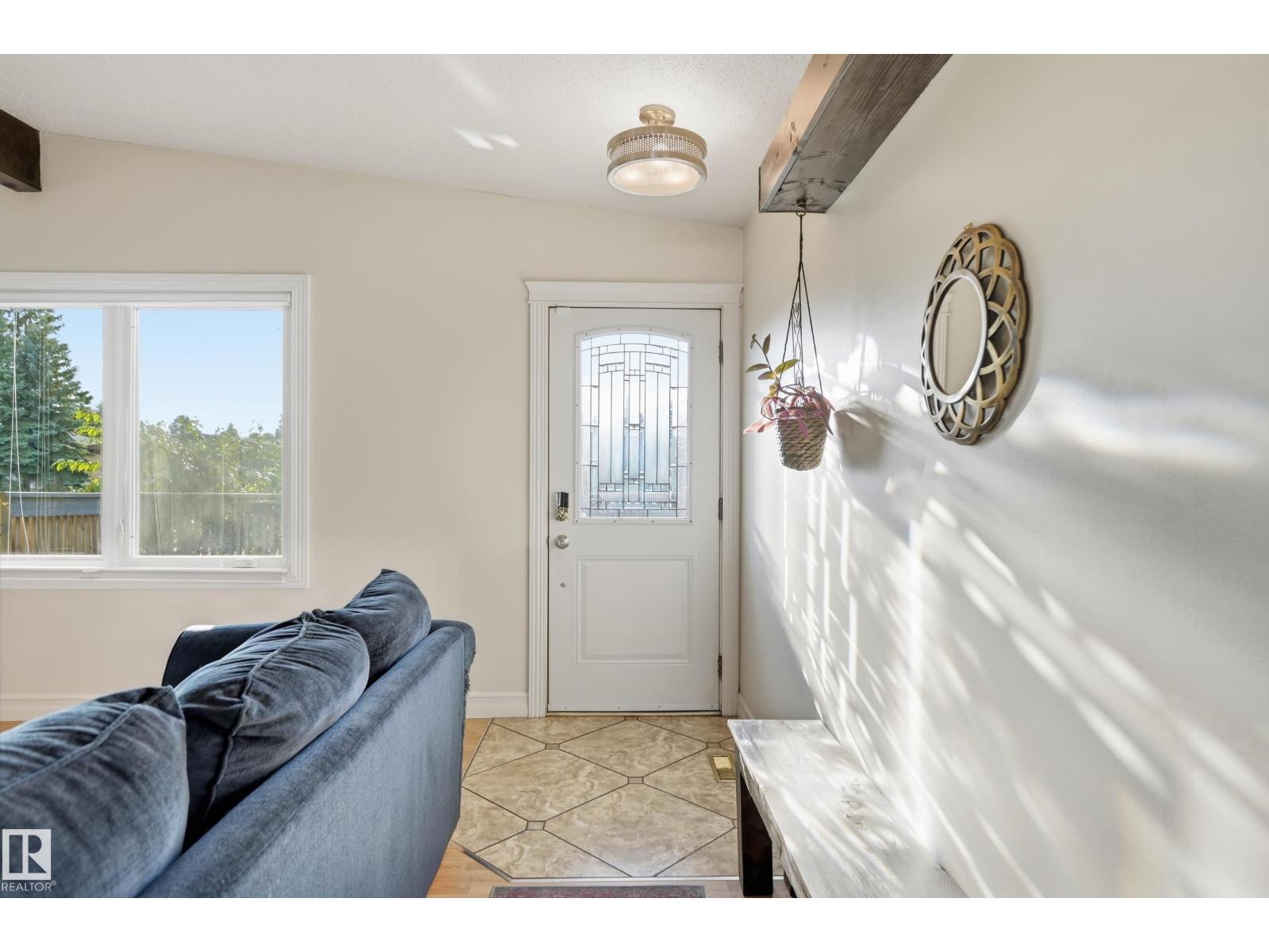 3523 106 ST NW - 4