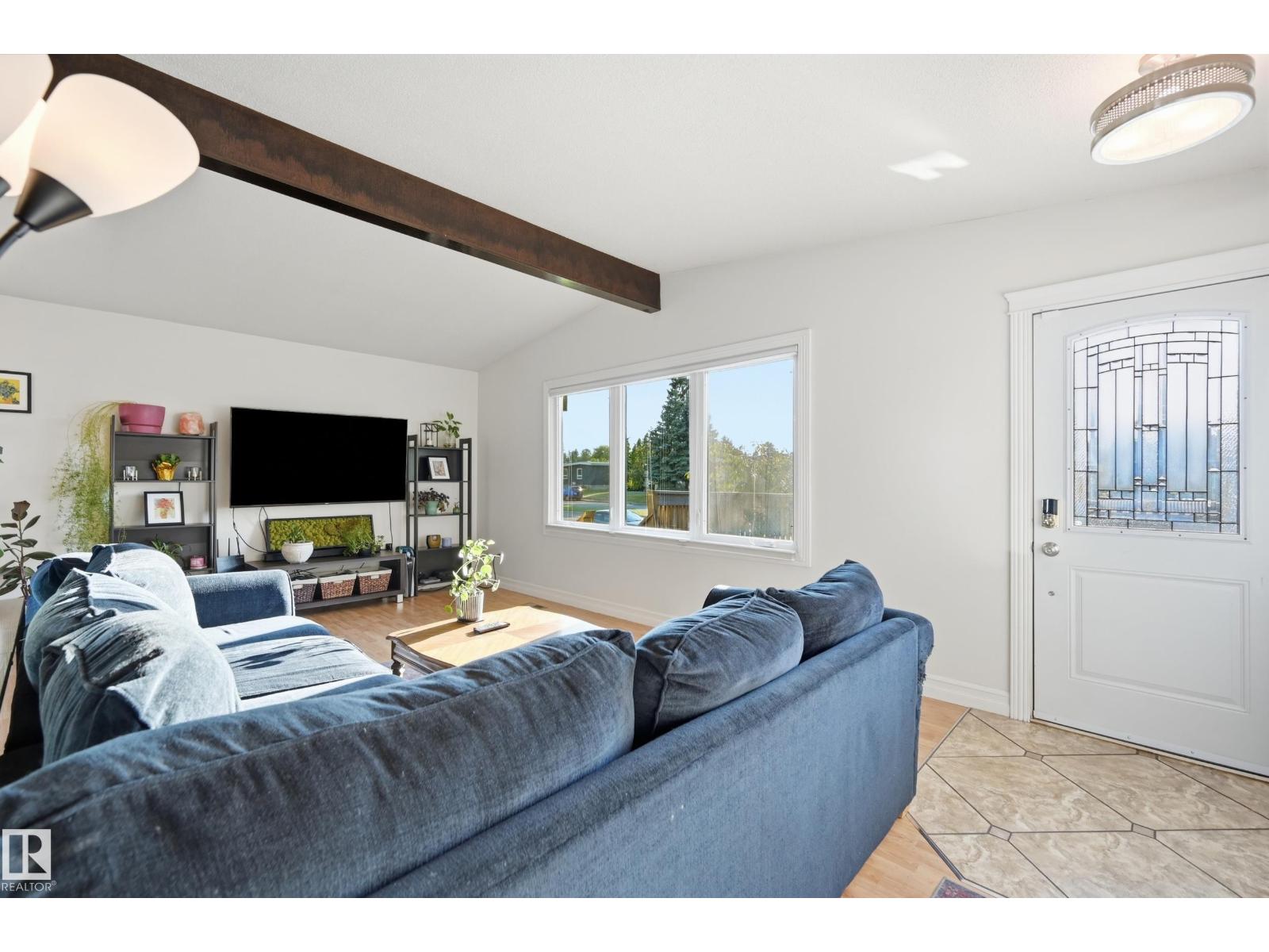 3523 106 ST NW - 5