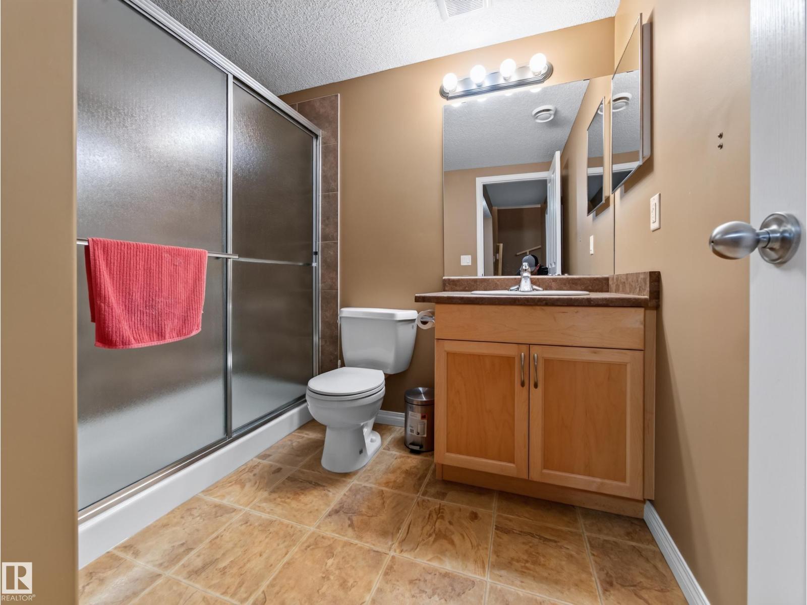 460 CHARLOTTE CR - 39