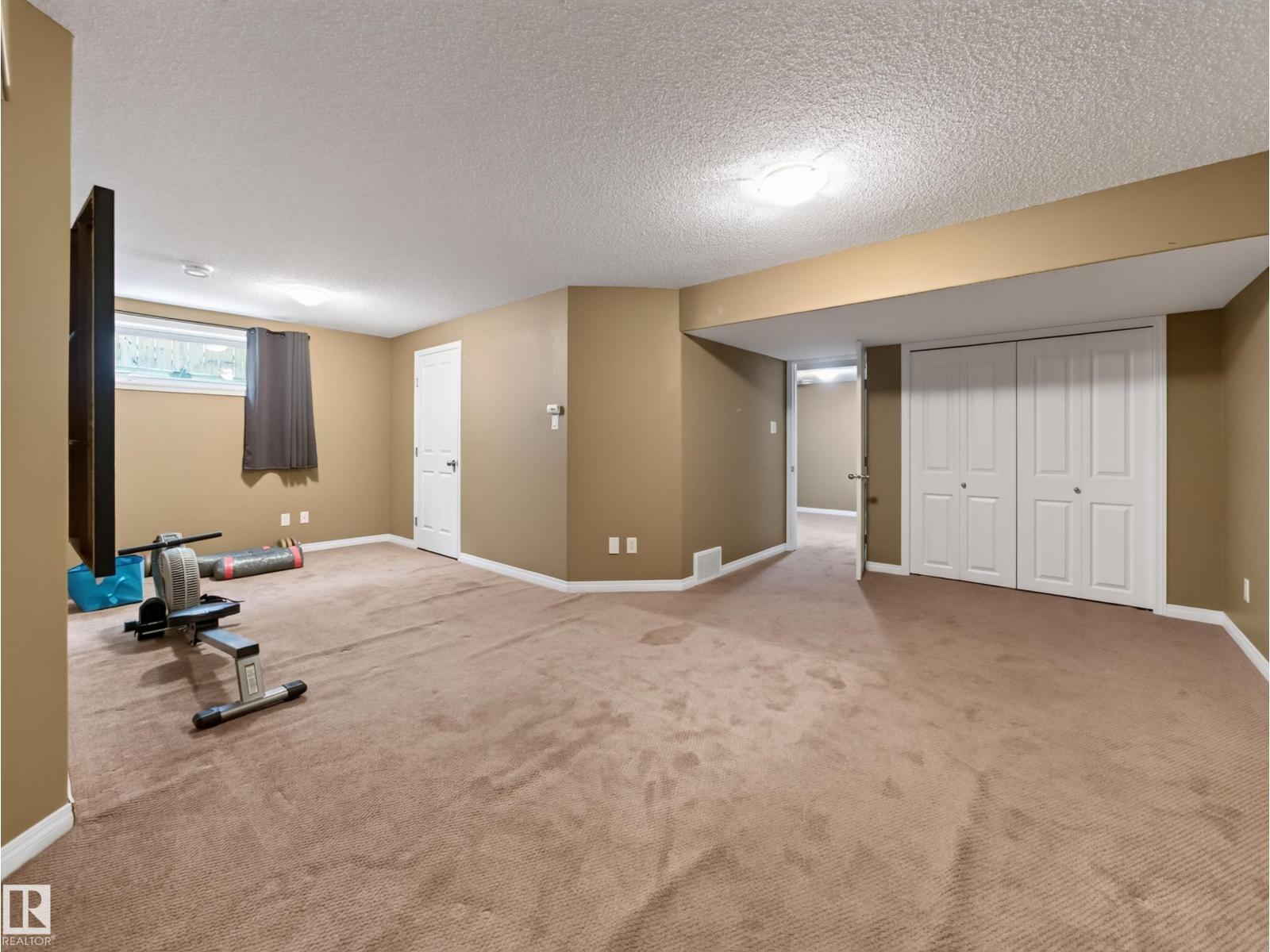 460 CHARLOTTE CR - 42
